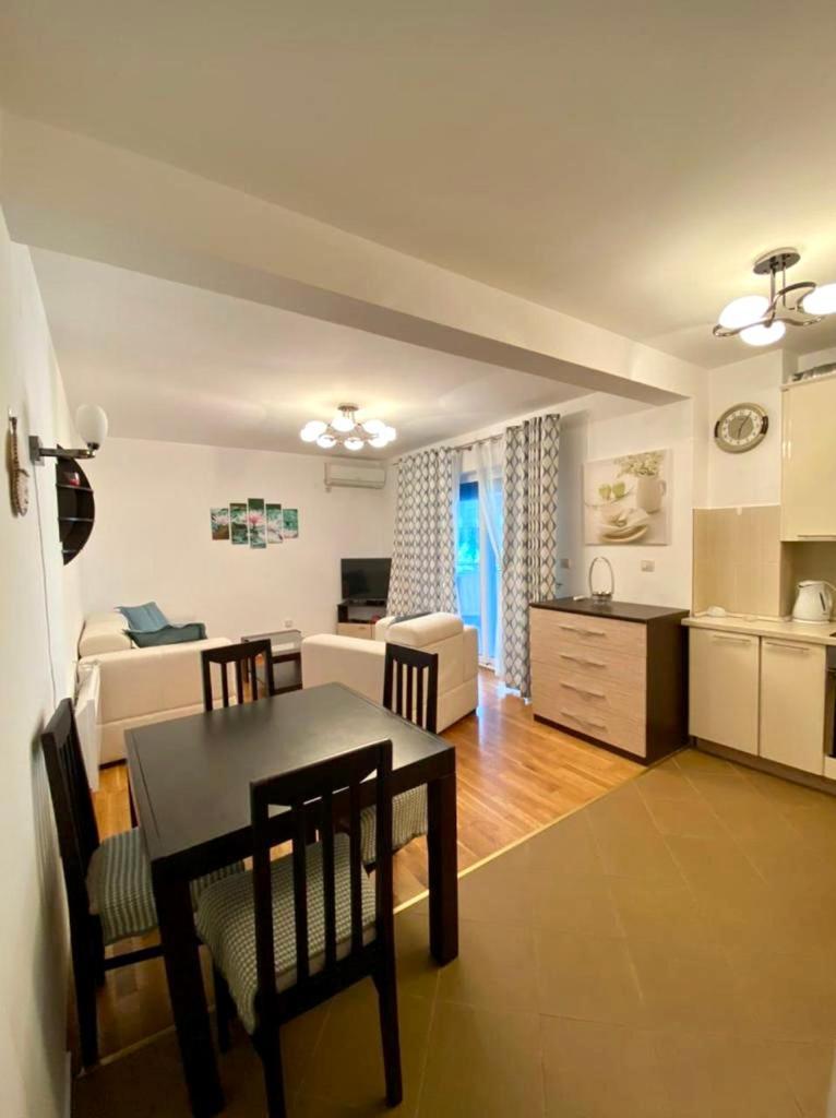 Apartment Liza Petrovac Ngoại thất bức ảnh
